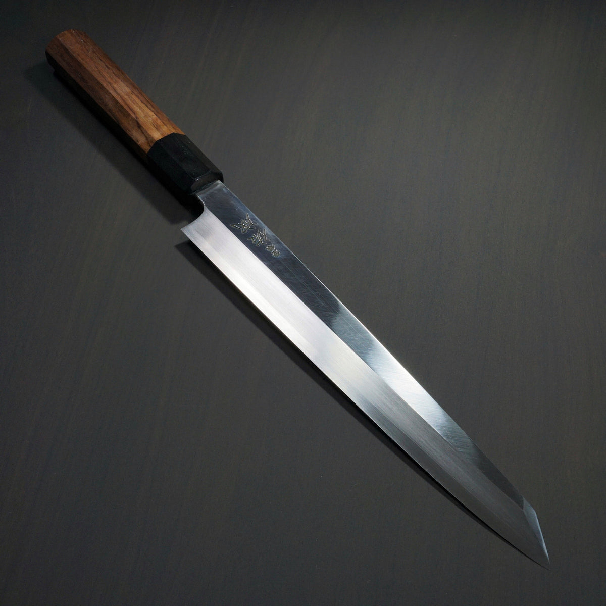 Kikubari (きくばり) Japanese Style Carbon Steel Knife – Knife out