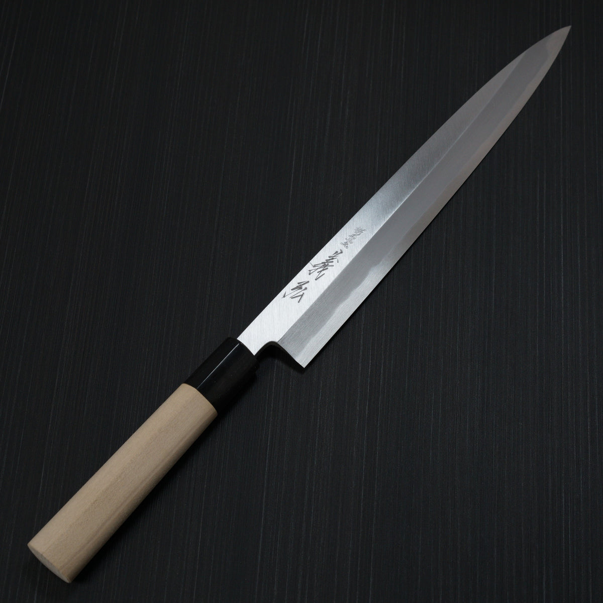 http://chefknivesjapan.com/cdn/shop/products/DSC06515_1200x1200.JPG?v=1571277461