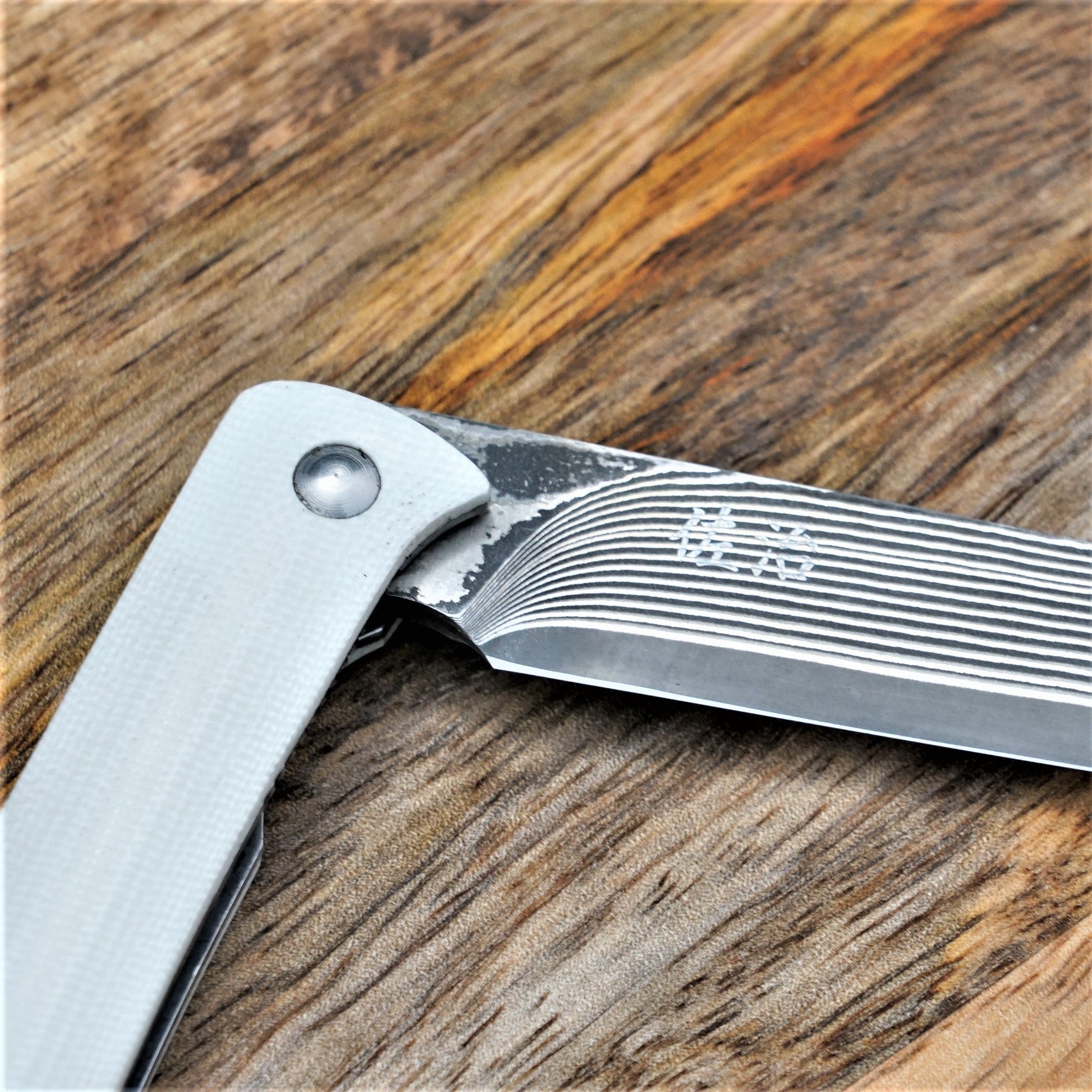 Saji Takeshi SG2 R2 Damascus Folding Steak Knife White – Bay Trade