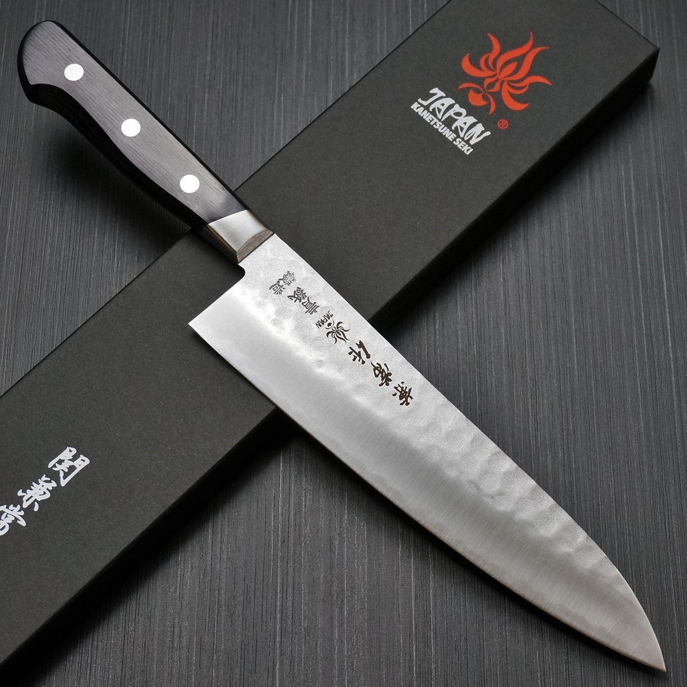 Couteau De Chef Kanetsune 180 Mm Acier Bleu Aogami - Fabriqué Au Japon, Manche Bois, Série KC-126